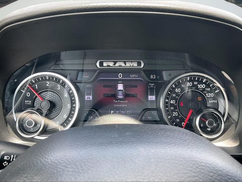Used 2019 RAM 1500 Big Horn AWD/4WD image 14