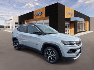 New 2026 Jeep Compass Limited video 1
