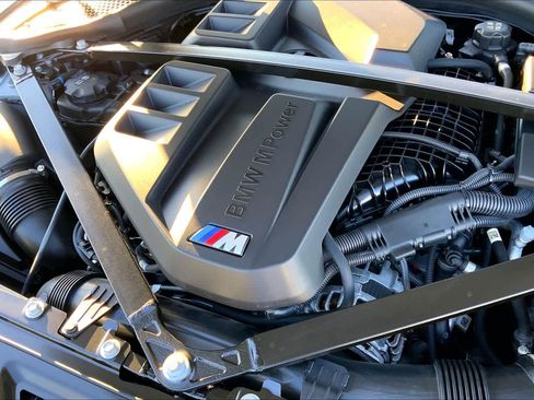 Used 2024 BMW M2 w/ Lighting Package image 30