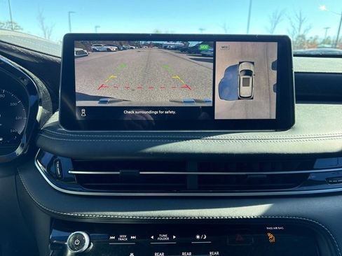 Used 2023 INFINITI QX60 Sensory w/ Cargo Package image 10