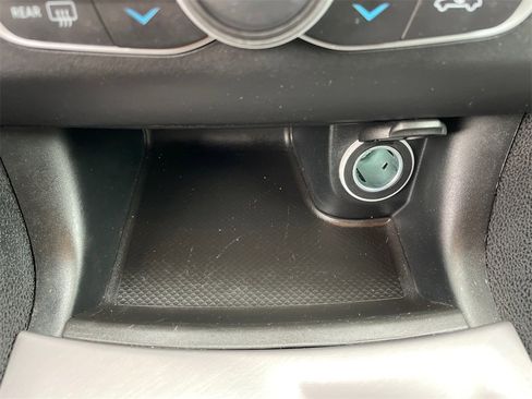 Used 2023 Dodge Charger SXT w/ Blacktop Package image 12