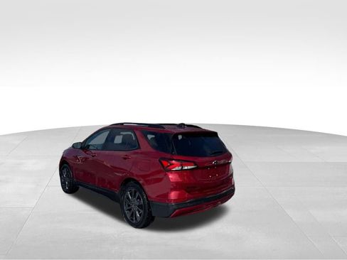 Used 2023 Chevrolet Equinox RS image 9