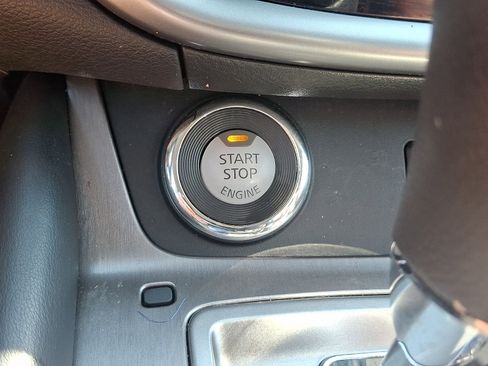 Used 2023 Nissan Murano SV w/ SV Midnight Edition Package FWD image 23