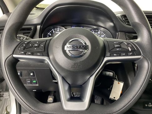 Used 2020 Nissan Rogue S image 13