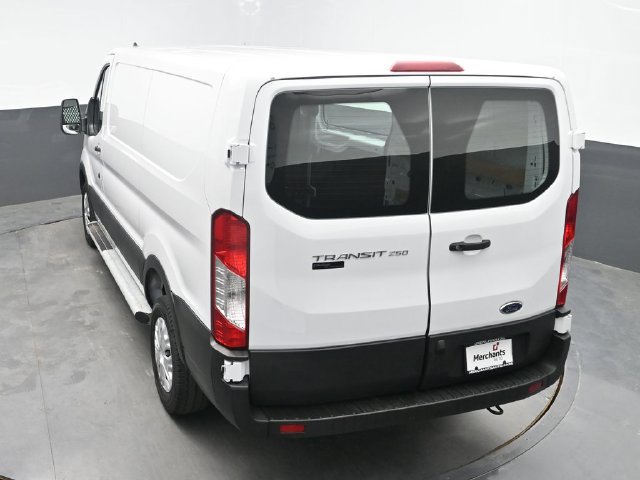 Used 2025 Ford Transit 250 Low Roof w/ Exterior Upgrade Package RWD image 33