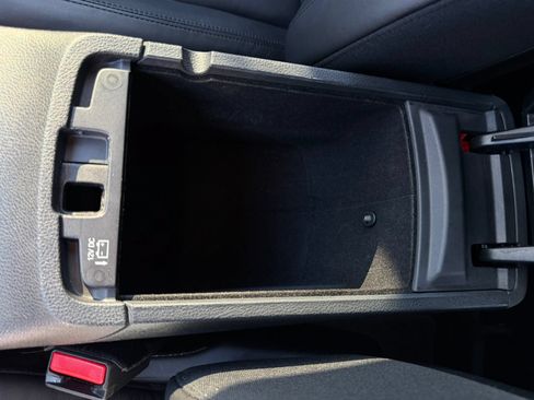 Used 2018 Jeep Grand Cherokee Limited RWD image 18