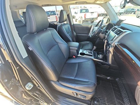 Used 2023 Toyota 4Runner Limited image 32