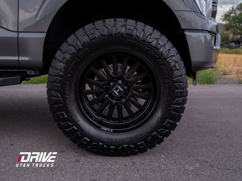 Used 2022 Ford F150 XLT w/ Equipment Group 302A High image 10