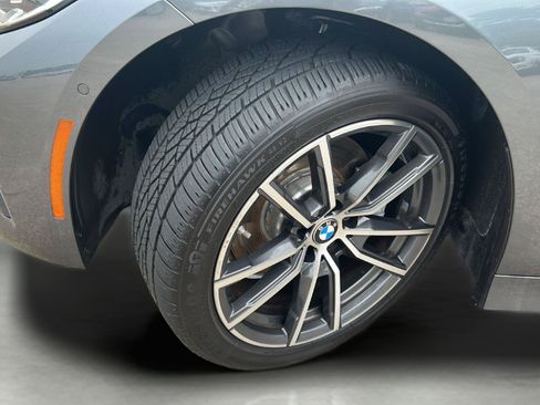 Used 2021 BMW 330e w/ Convenience Package RWD image 31