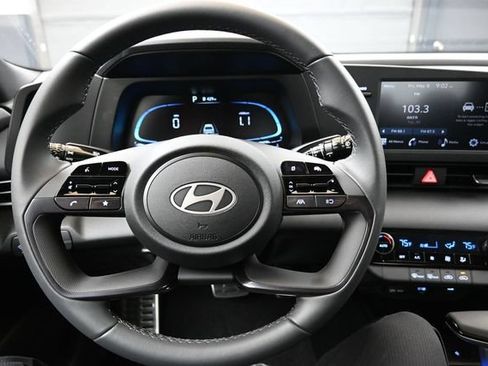Used 2026 Hyundai Elantra Sport FWD image 25