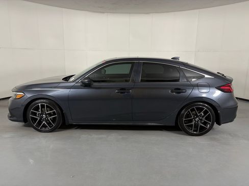 Used 2022 Honda Civic Sport Touring image 5