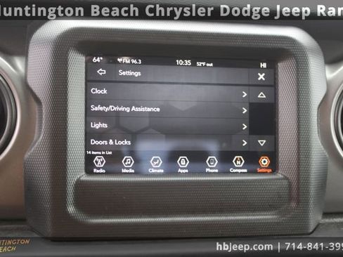 Used 2022 Jeep Gladiator Willys image 30