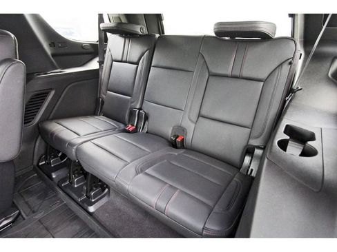 Used 2024 Chevrolet Tahoe RST w/ Luxury Package RWD image 13