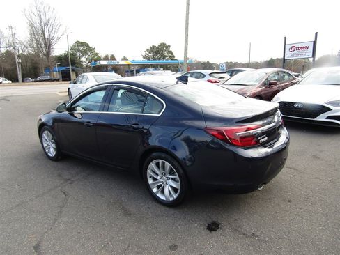 Used 2016 Buick Regal image 5
