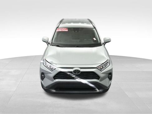Used 2020 Toyota RAV4 XLE FWD image 37