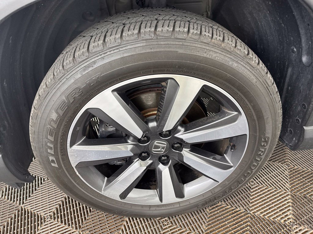 Used 2025 Honda Pilot Touring image 41