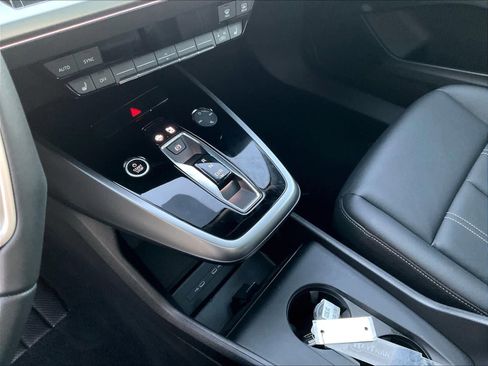 Certified 2024 Audi Q4 e-tron Premium Plus w/ Premium Plus image 18