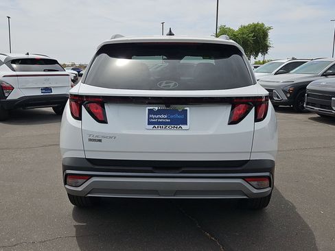 Used 2026 Hyundai Tucson SEL FWD image 6