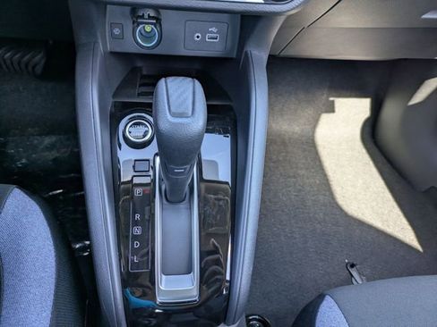 New 2025 Nissan Versa SV w/ Trunk Package image 19