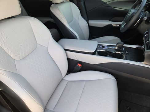 Used 2024 Lexus RX 350 Premium Plus w/ Convenience Package FWD image 10