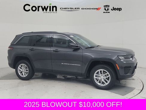 New 2025 Jeep Grand Cherokee Laredo X image 1