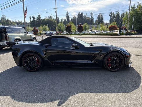 Used 2017 Chevrolet Corvette Grand Sport RWD image 9
