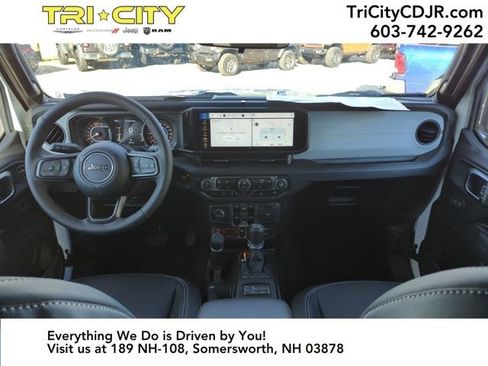 New 2025 Jeep Wrangler Willys image 15