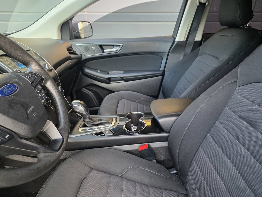 Used 2015 Ford Edge SE AWD/4WD image 15