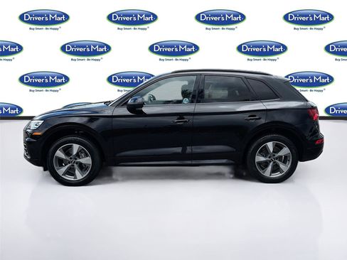 Used 2020 Audi Q5 2.0T Premium w/ Titanium Sport Package image 4