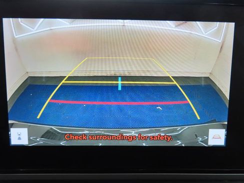 Used 2025 Toyota Camry LE FWD image 25