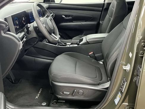 Used 2025 Hyundai Tucson SEL FWD image 15