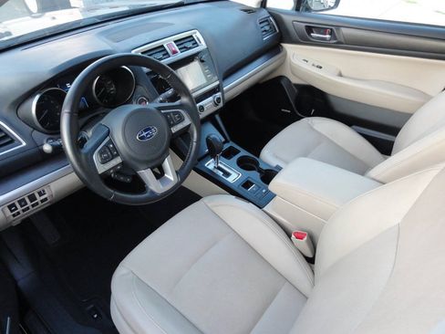 Used 2016 Subaru Legacy 2.5i Limited AWD/4WD image 9