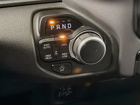 Used 2022 RAM 1500 Big Horn AWD/4WD image 18