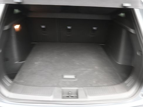 Used 2026 Chevrolet Trax RS w/ Sunroof Package FWD image 13