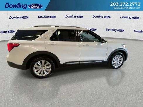 Certified 2021 Ford Explorer Limited w/ Hybrid Equipment Group 310A AWD/4WD image 4