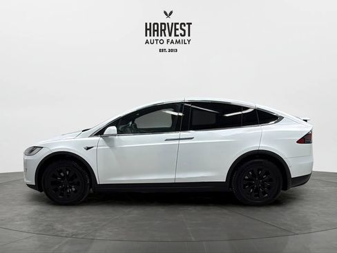 Used 2019 Tesla Model X 100D image 2