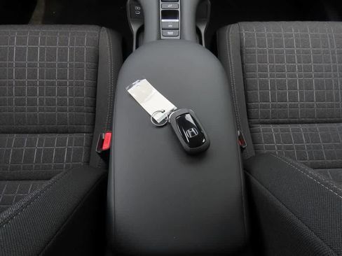 New 2026 Honda HR-V LX image 23