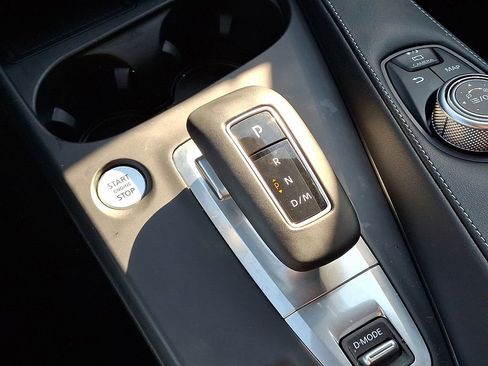 Used 2025 INFINITI QX55 Essential image 16