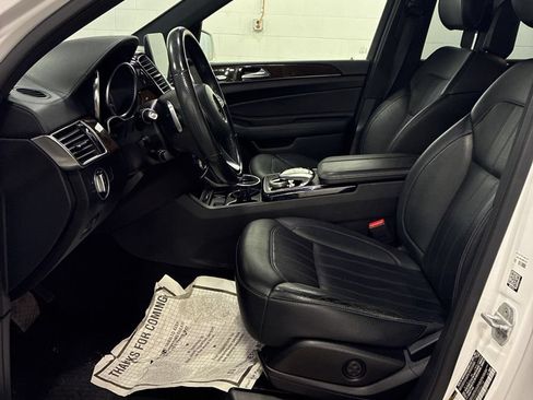 Used 2018 Mercedes-Benz GLS 450 4MATIC image 9