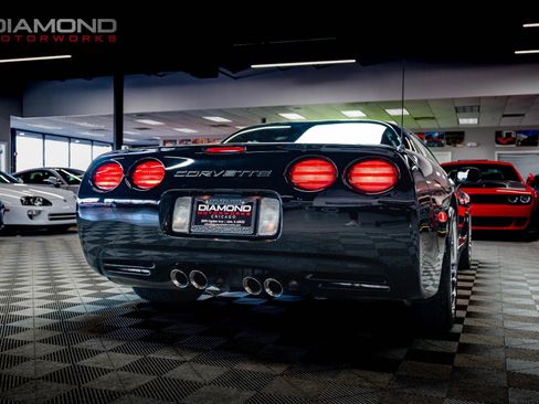 Used 2003 Chevrolet Corvette Z06 w/ Memory Package, 3 Drivers image 23