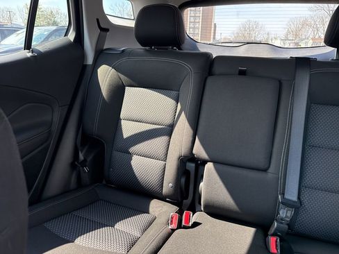 Used 2024 GMC Terrain SLE w/ Driver Convenience Package image 14