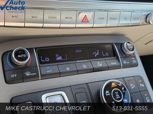 Used 2022 Hyundai Palisade Limited AWD/4WD image 16