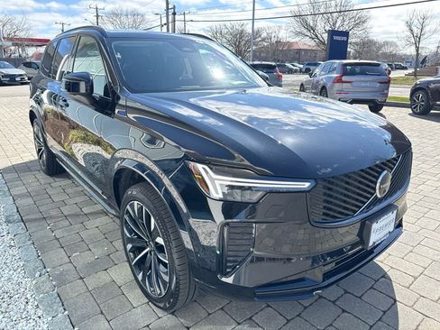 Used 2026 Volvo XC90 B6 Ultra w/ Protection Package Premier AWD/4WD image 44