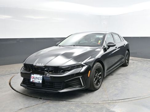 Used 2025 Kia K5 LXS FWD image 4