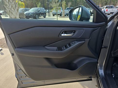 New 2026 Nissan Rogue SV image 30