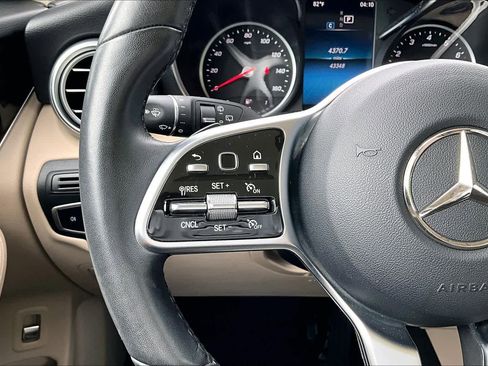 Used 2021 Mercedes-Benz GLC 300 image 26