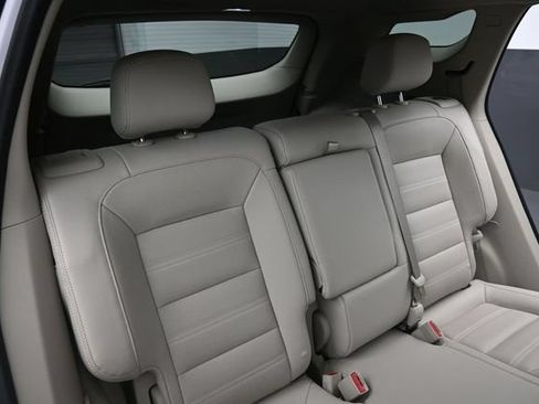 Used 2023 GMC Terrain Denali w/ Denali Premium Package AWD/4WD image 17