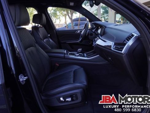 Used 2021 BMW X5 M50i w/ Executive Package image 85