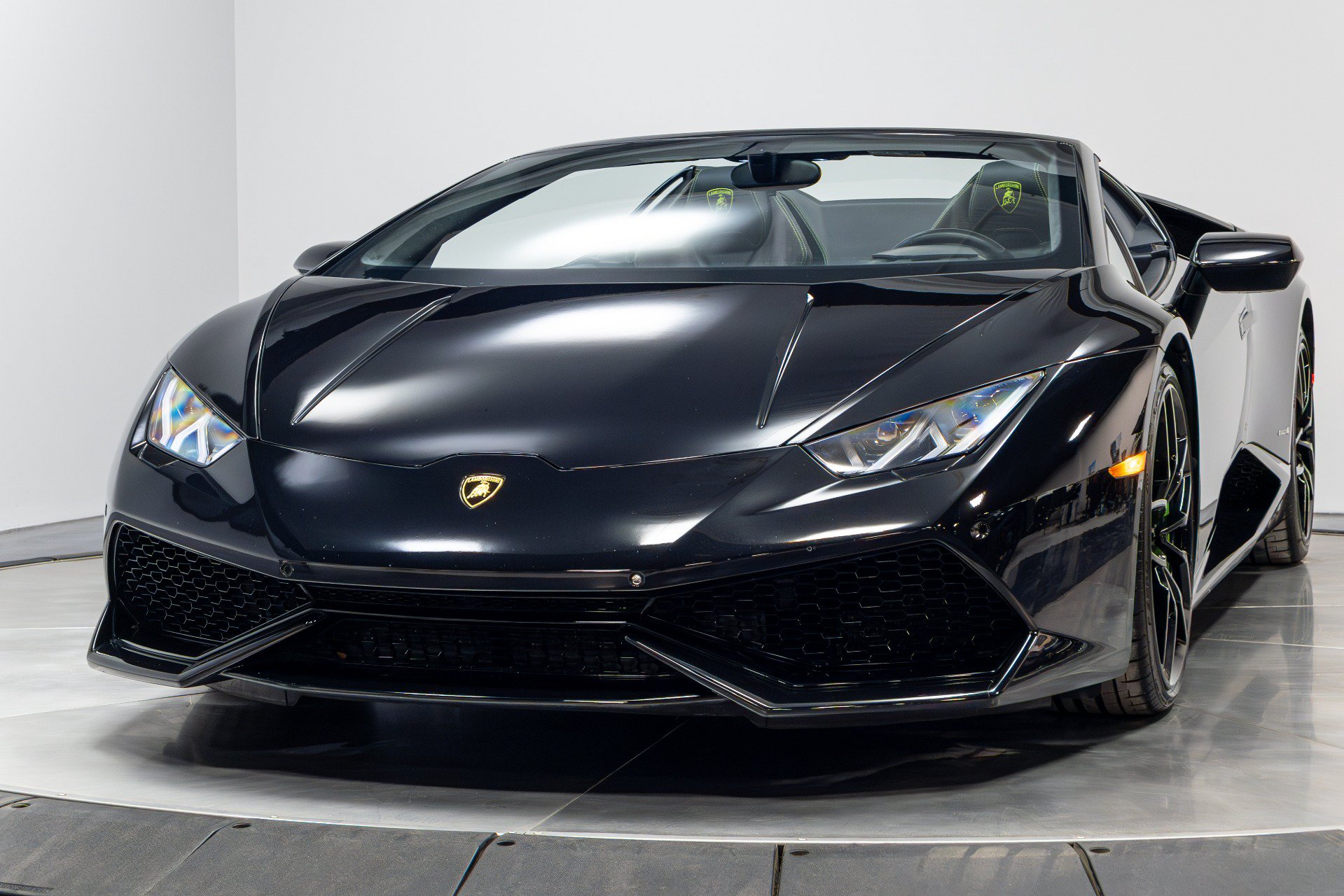 Used 2017 Lamborghini Huracan LP 610-4 AWD/4WD image 75