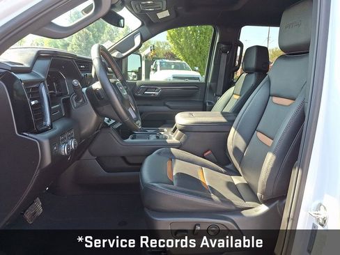 Used 2025 GMC Sierra 2500 AT4 AWD/4WD image 14